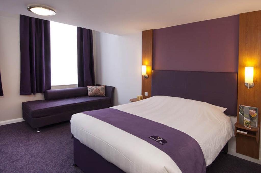 Premier Inn Birmingham City - Aston Екстер'єр фото