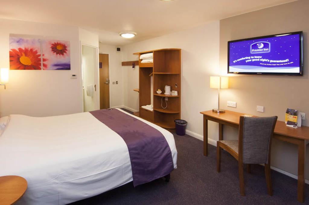 Premier Inn Birmingham City - Aston Екстер'єр фото