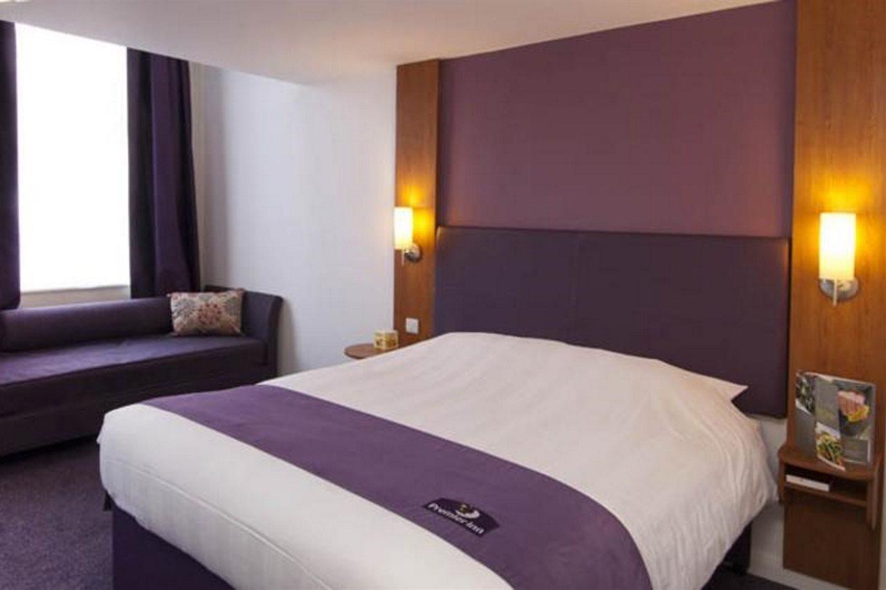 Premier Inn Birmingham City - Aston Екстер'єр фото