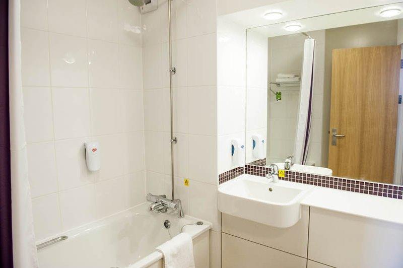 Premier Inn Birmingham City - Aston Екстер'єр фото